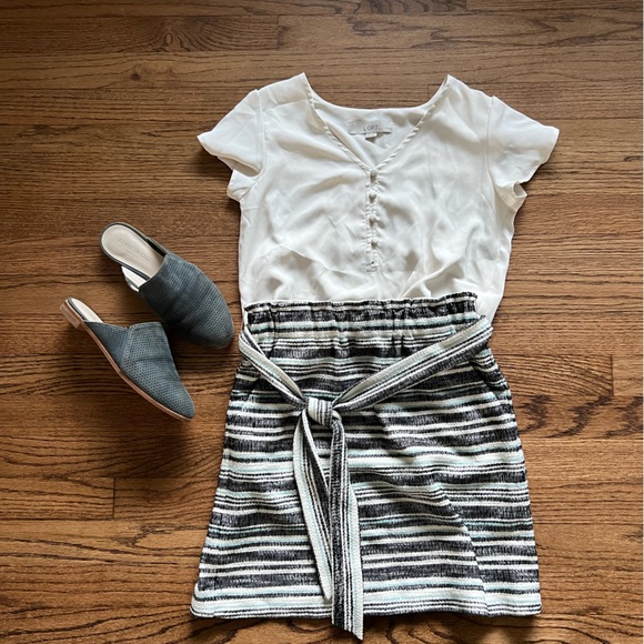 LOFT Knit Skirt - Picture 1 of 5